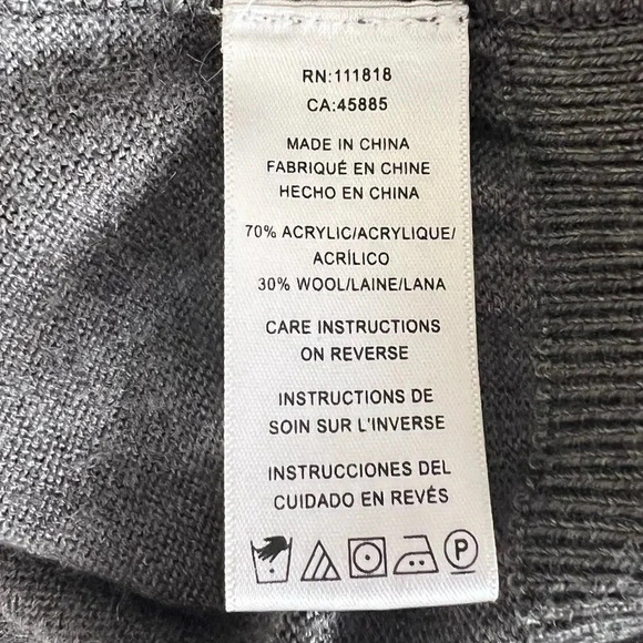 Michael Kors V-Neck Sweater Size XL - Picture 6 of 9